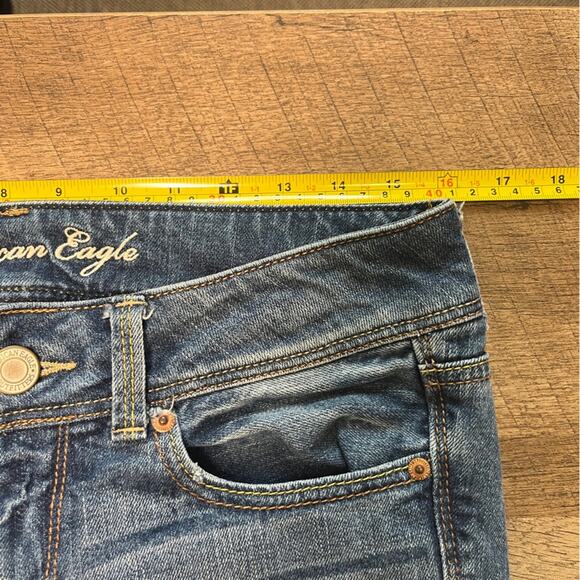 American Eagle Slim Boot Jeans Womens Size 6 Medium Wash Neutral Simple Basic - Picture 5 of 9